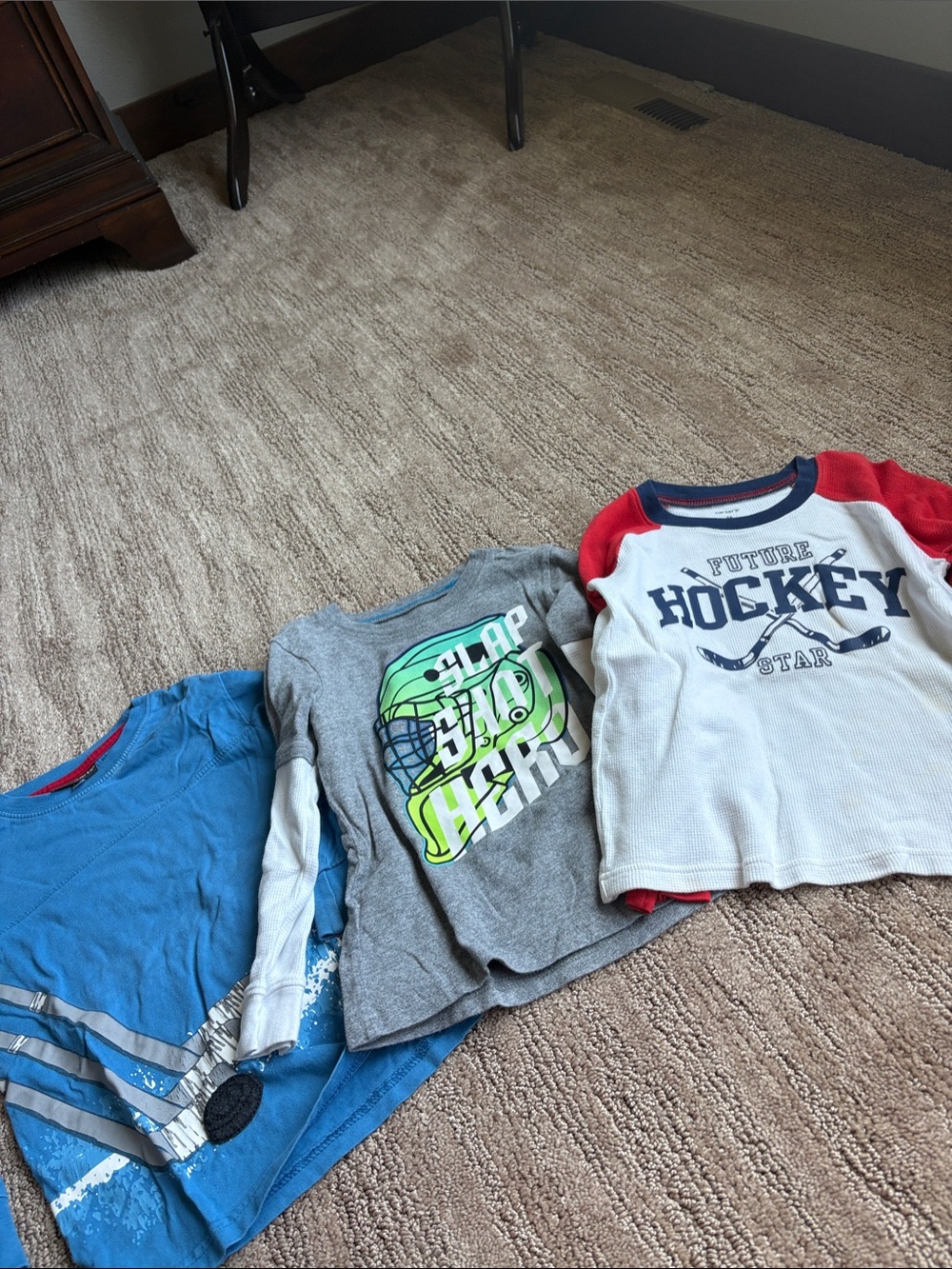 Kids Hockey Long Sleeve Shirt lot. Size 4T. Minor stains on white shirt.